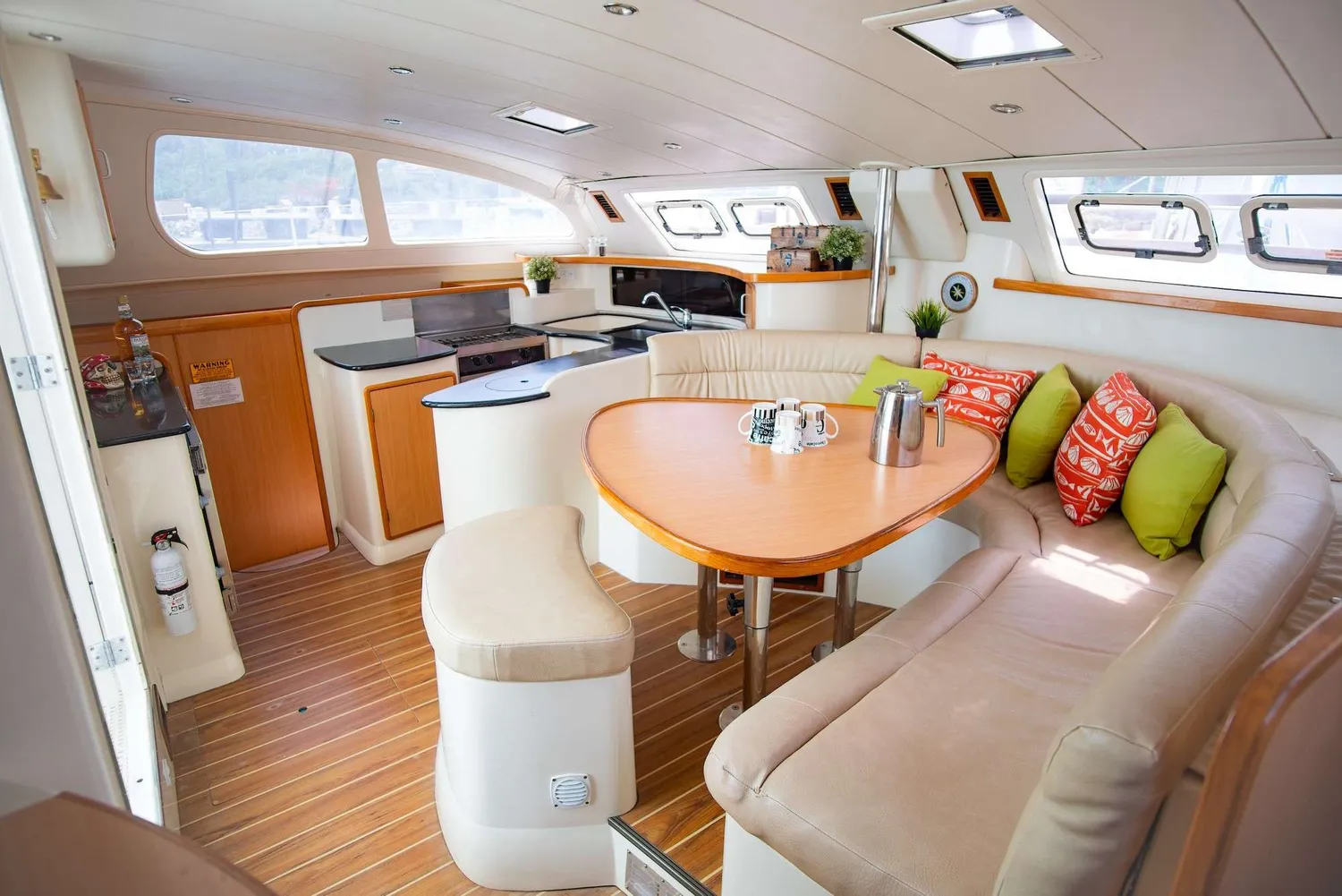 yacht-90738