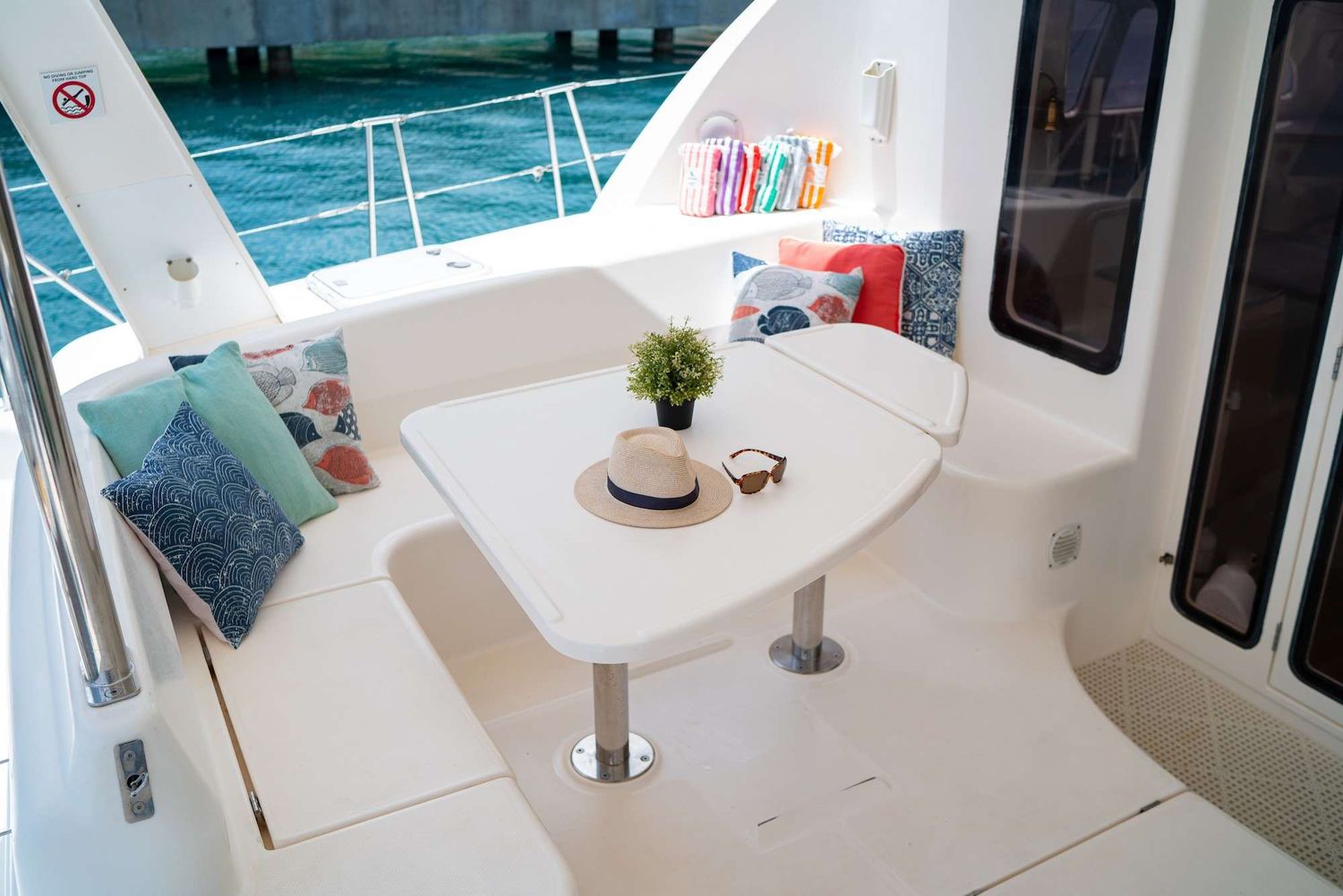 yacht-90740