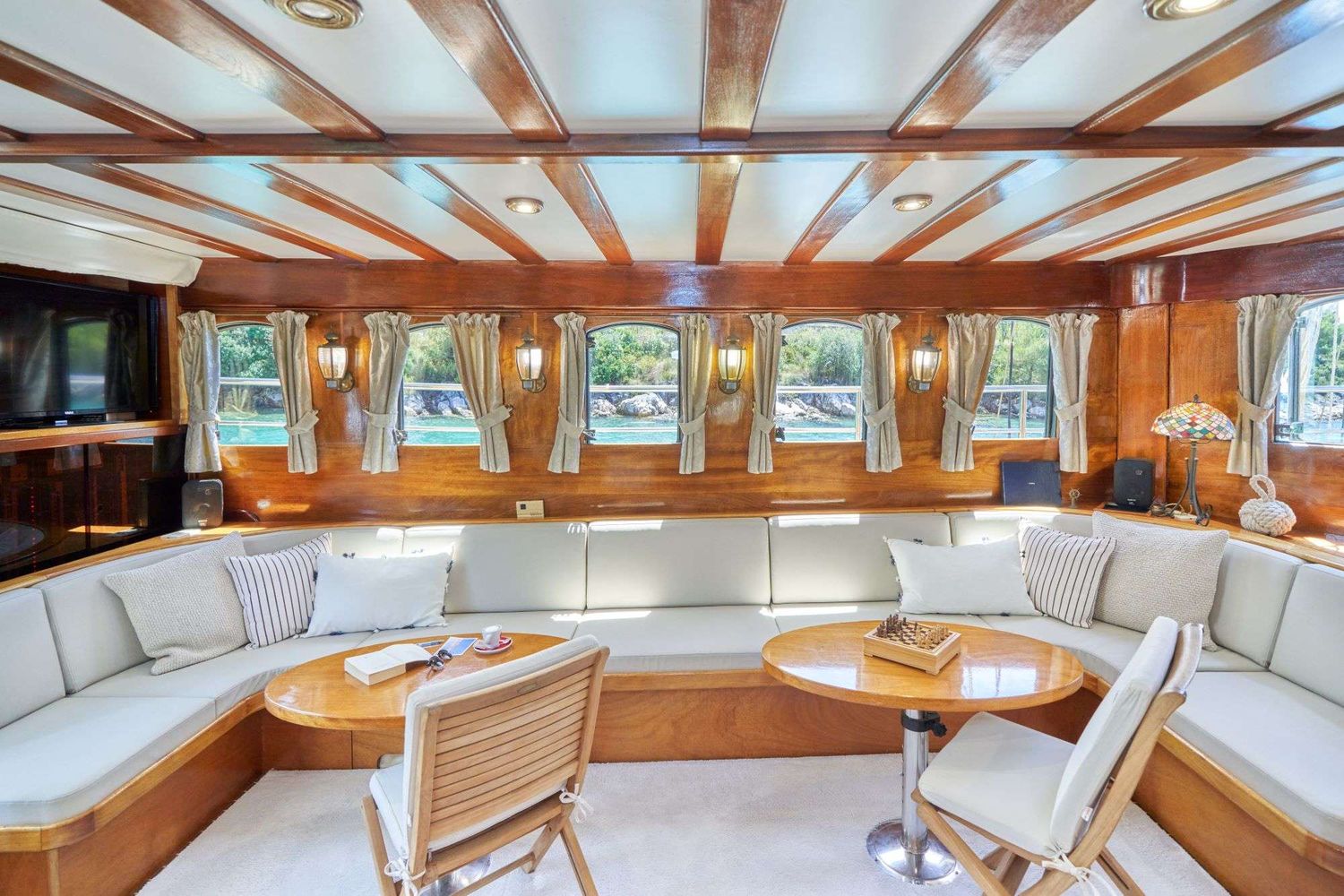 yacht-22349