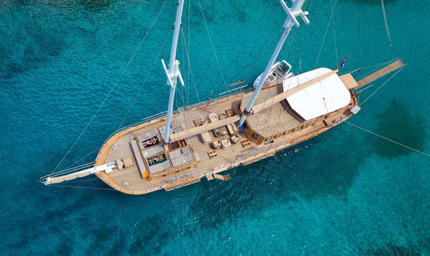 yacht-22353
