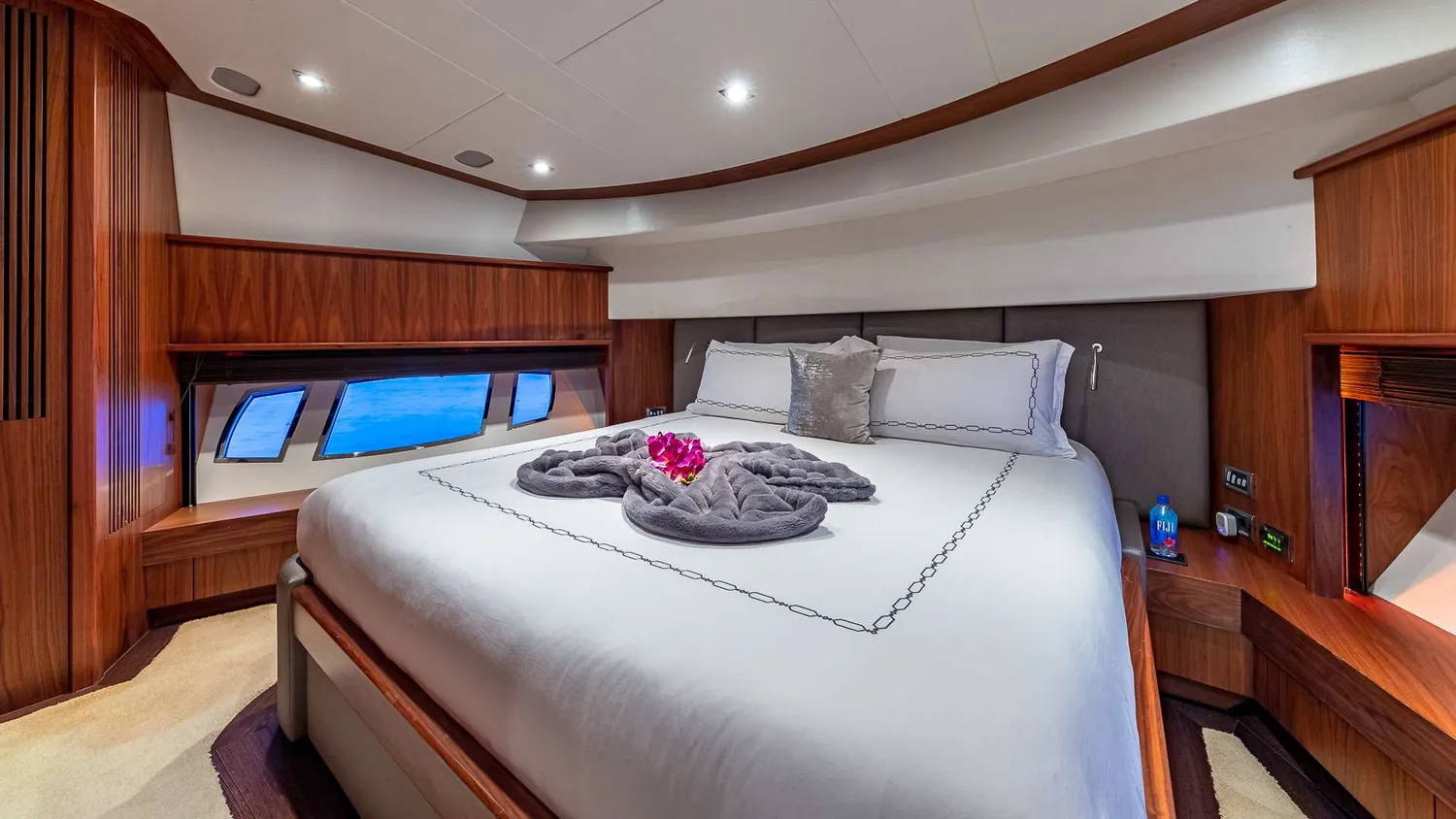 yacht-92354