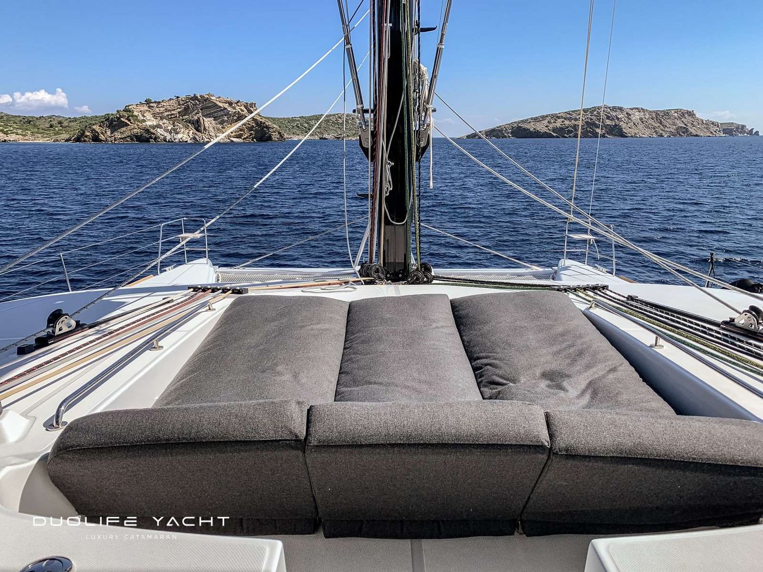 yacht-145695