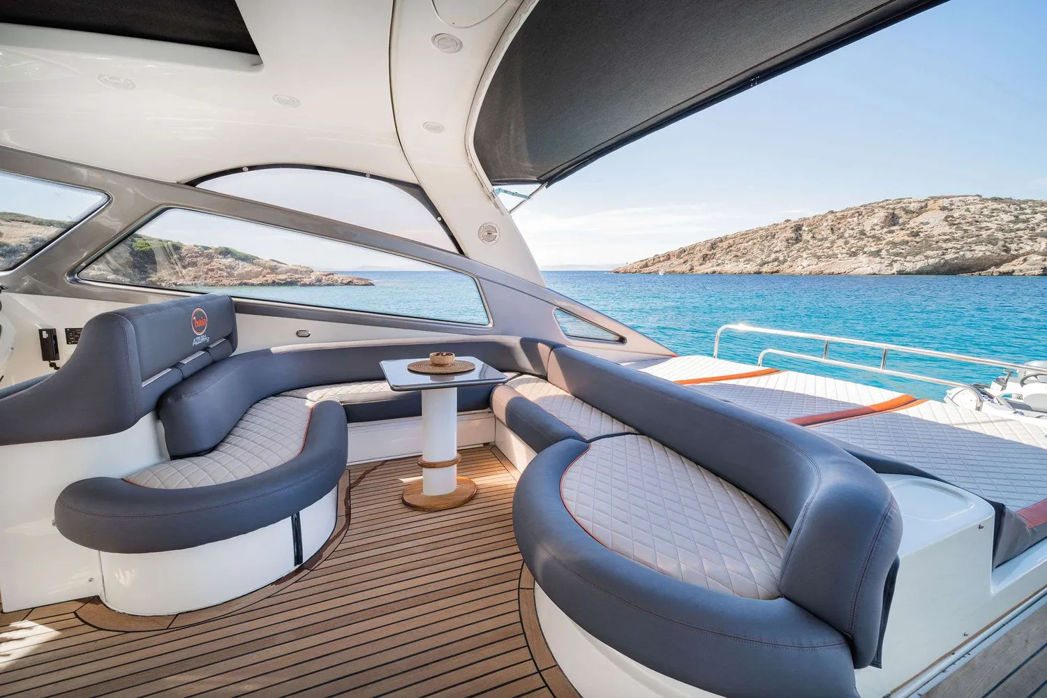 yacht-24683