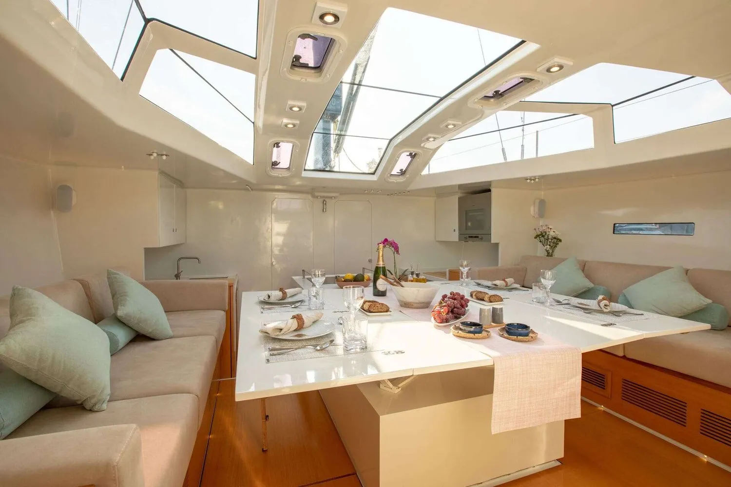 yacht-94925