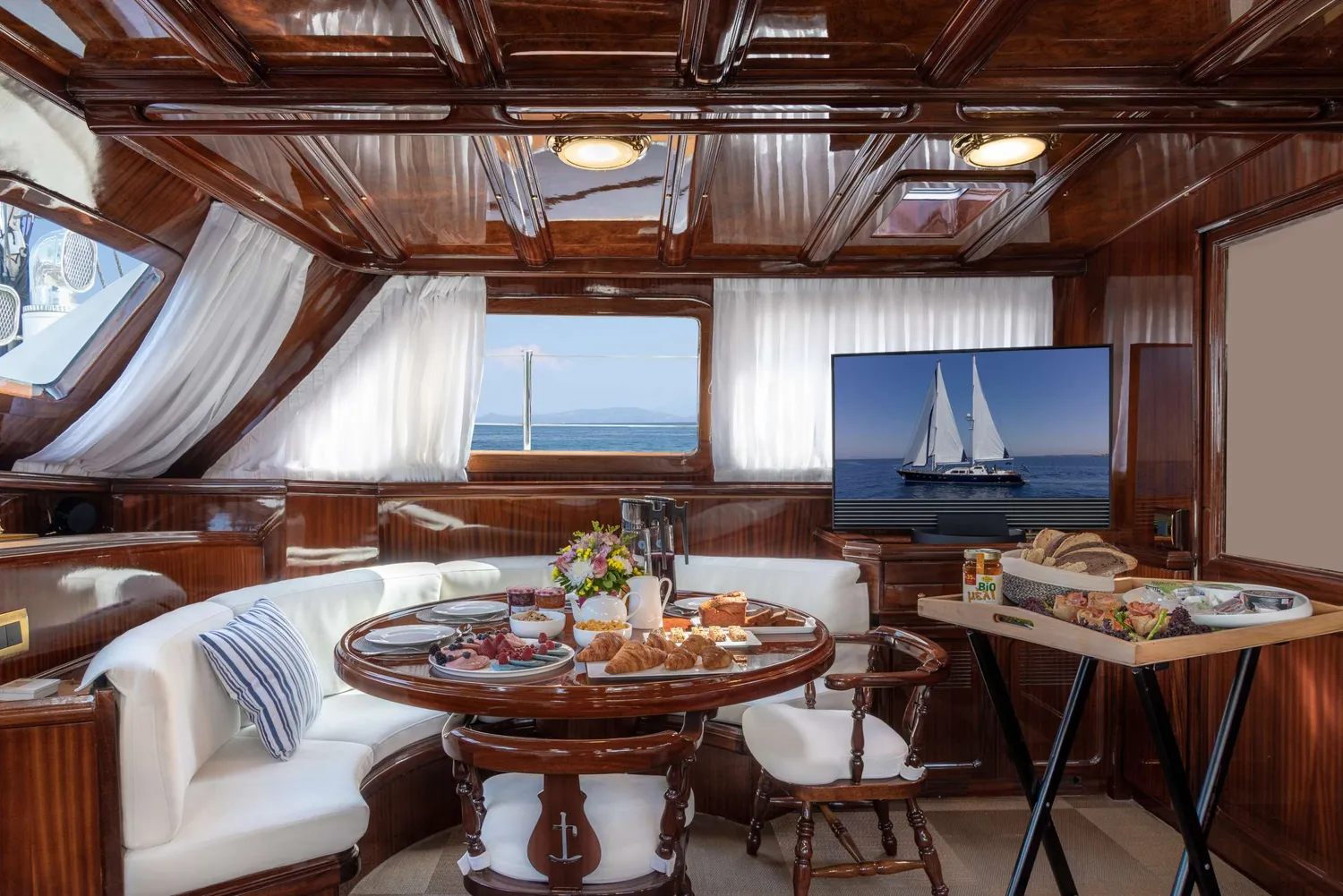 yacht-95751