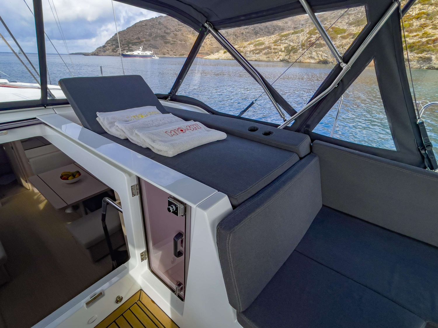 yacht-96080