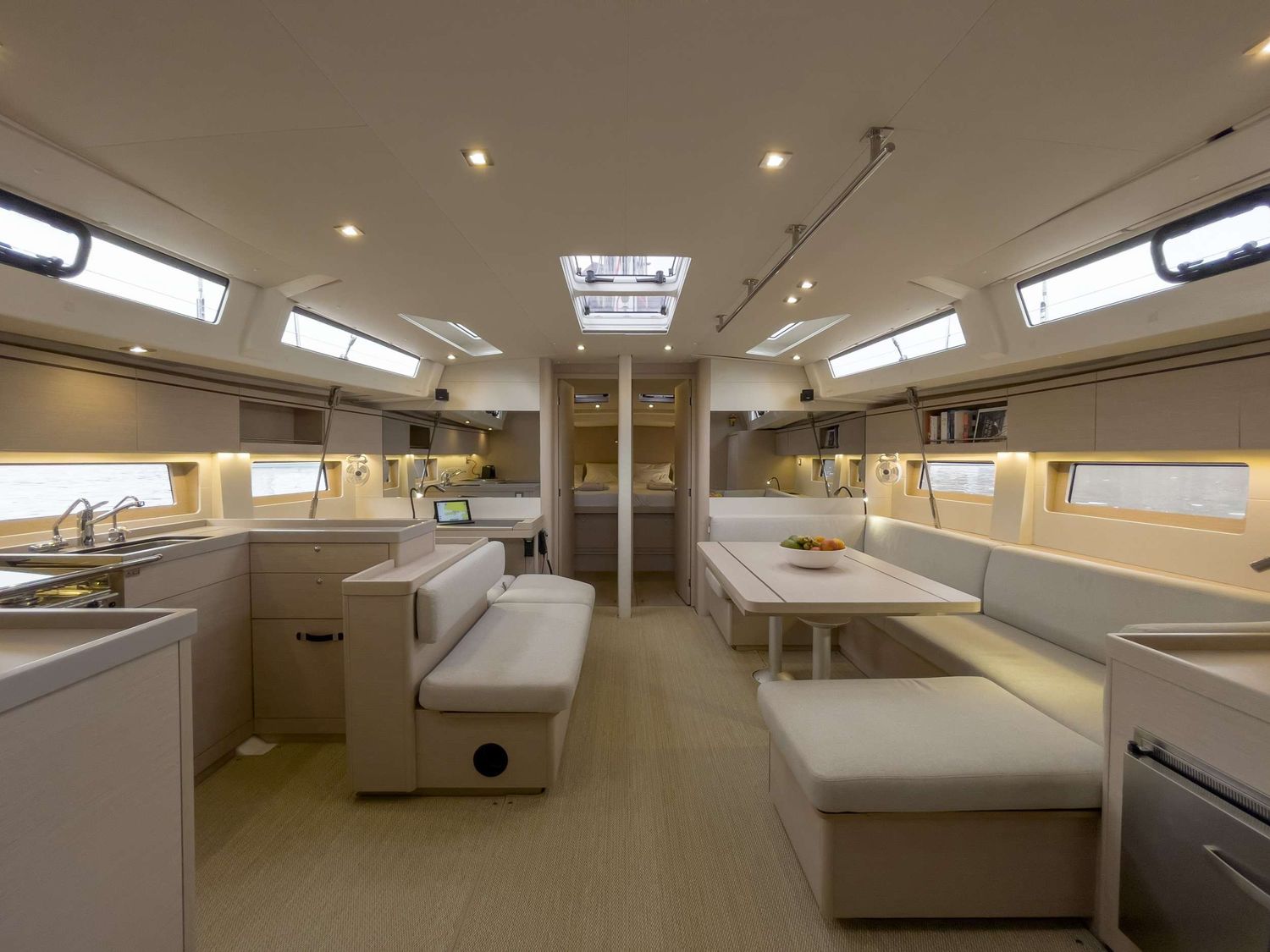 yacht-96082