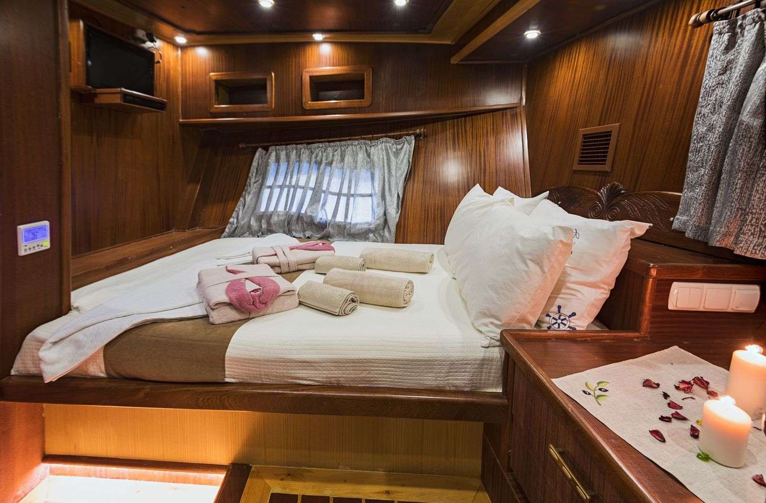 yacht-96166