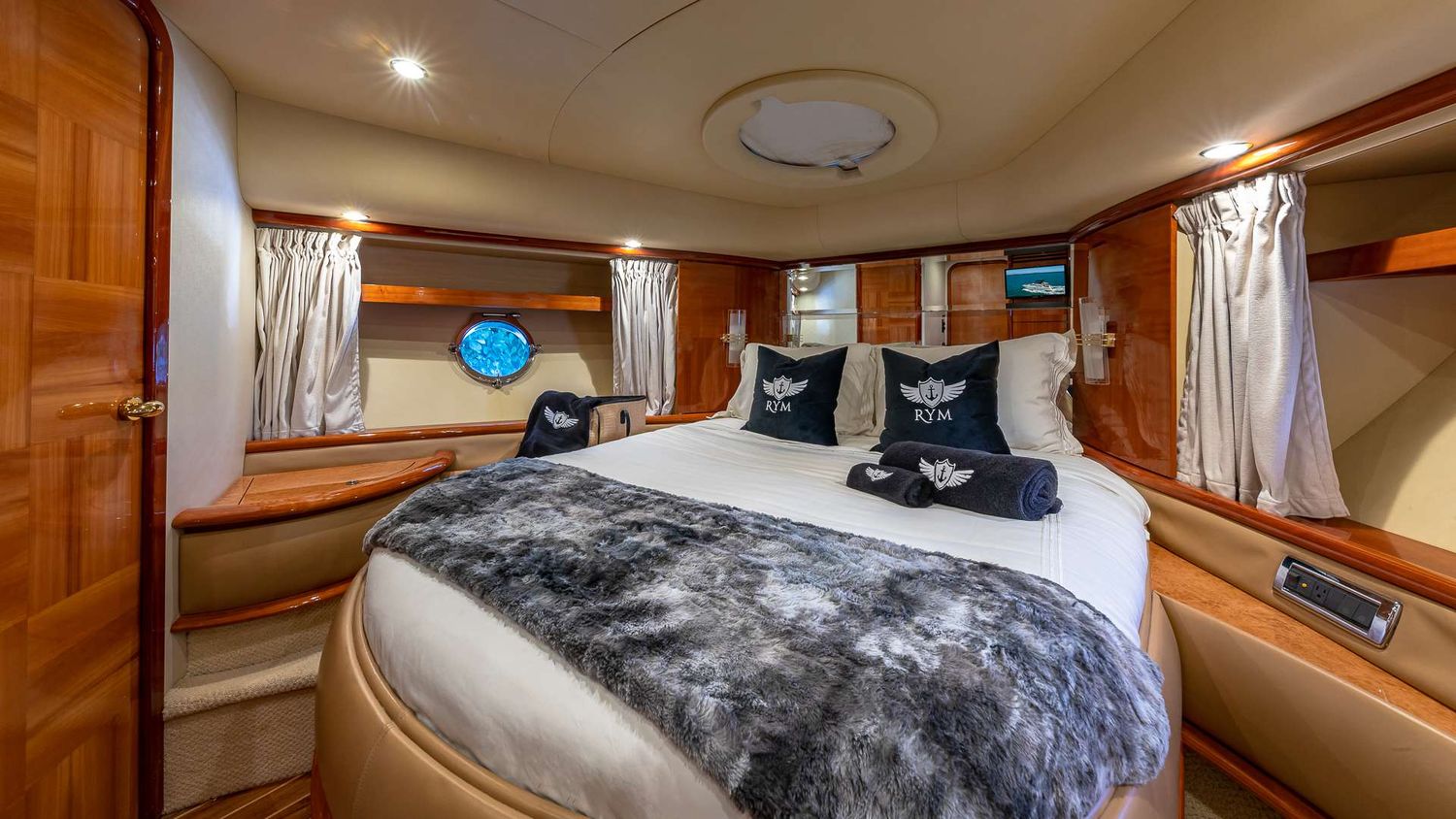 yacht-96531