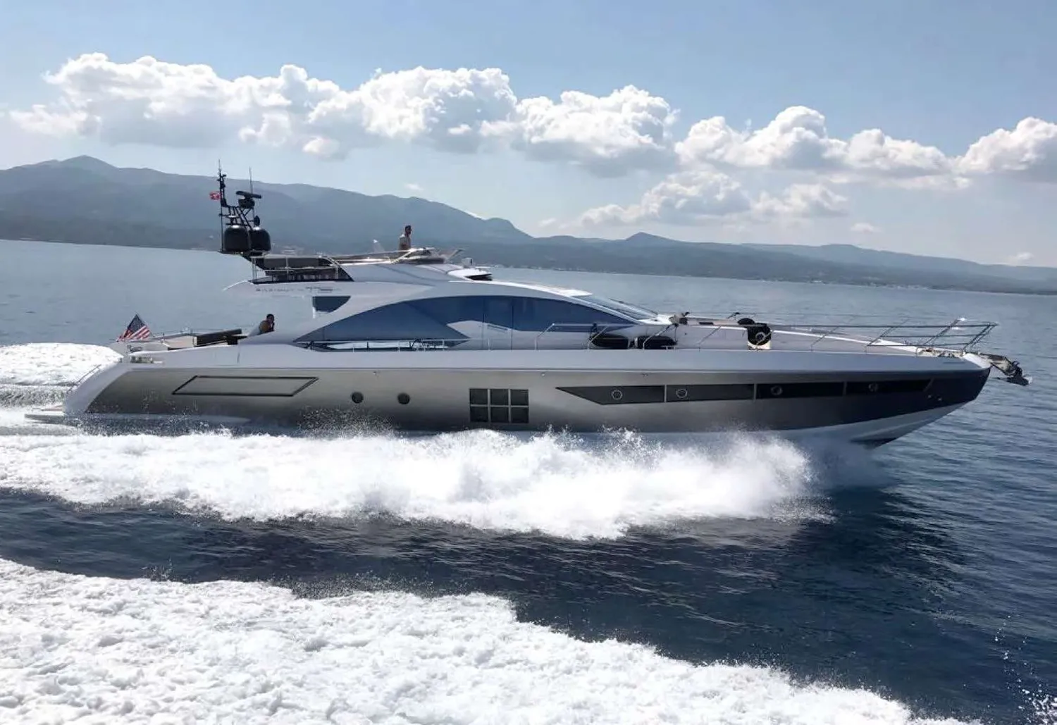 yacht-97556