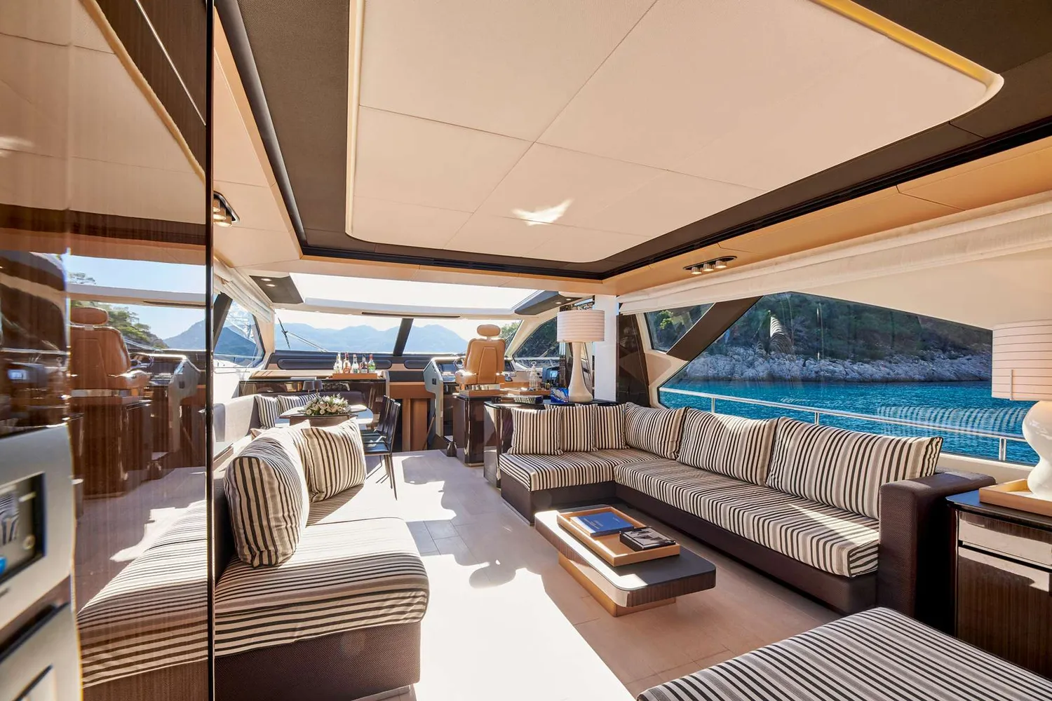 yacht-97557