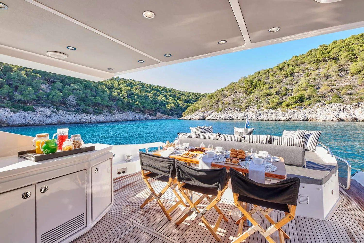 yacht-97559