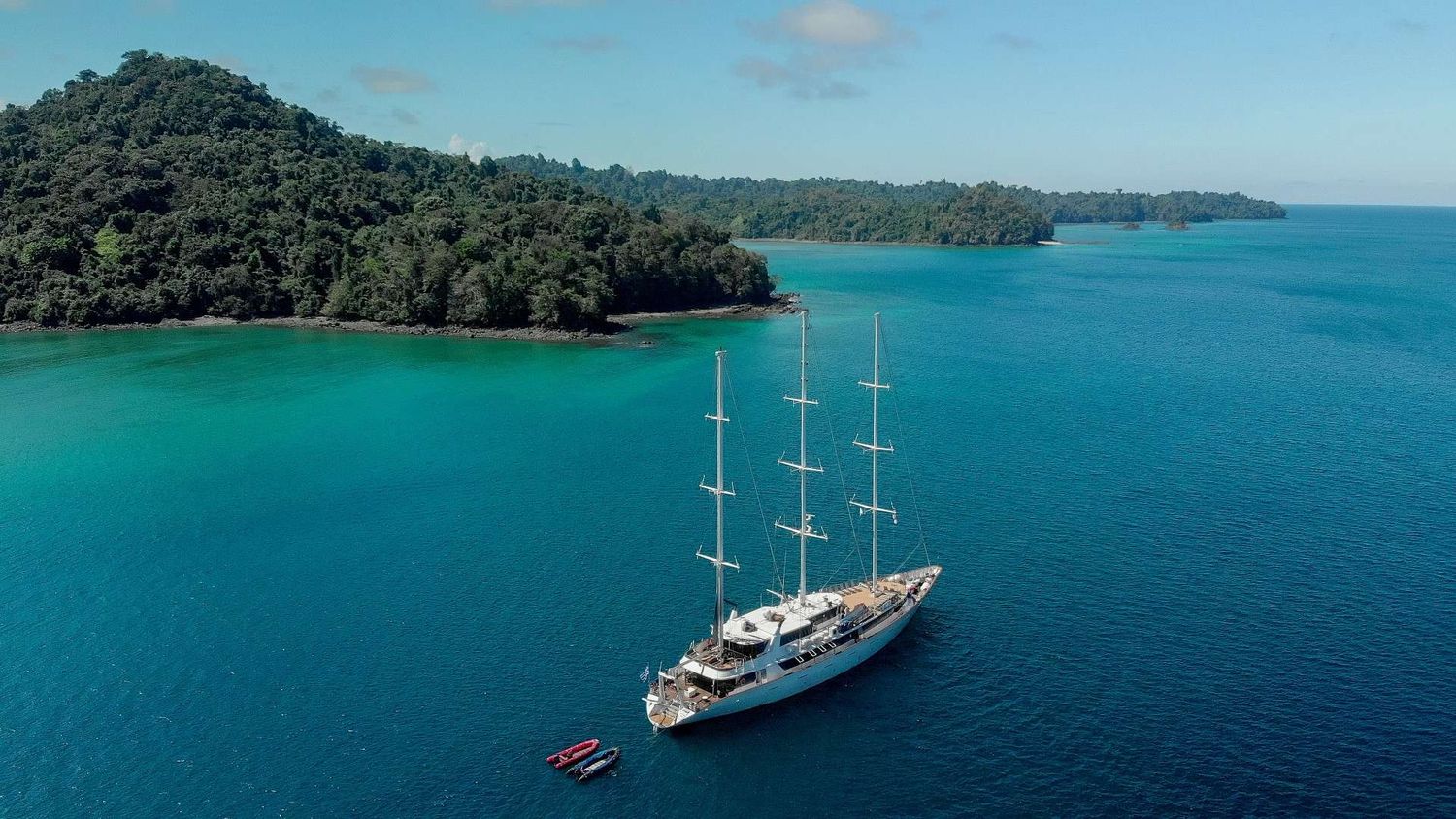 yacht-97737
