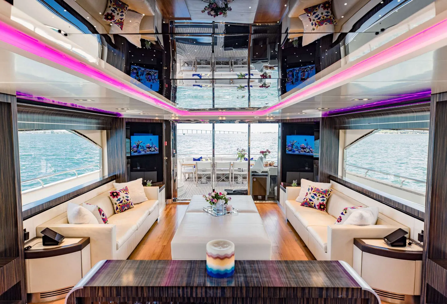 yacht-97750