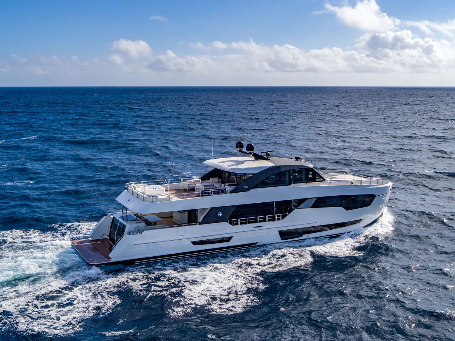 yacht-145946
