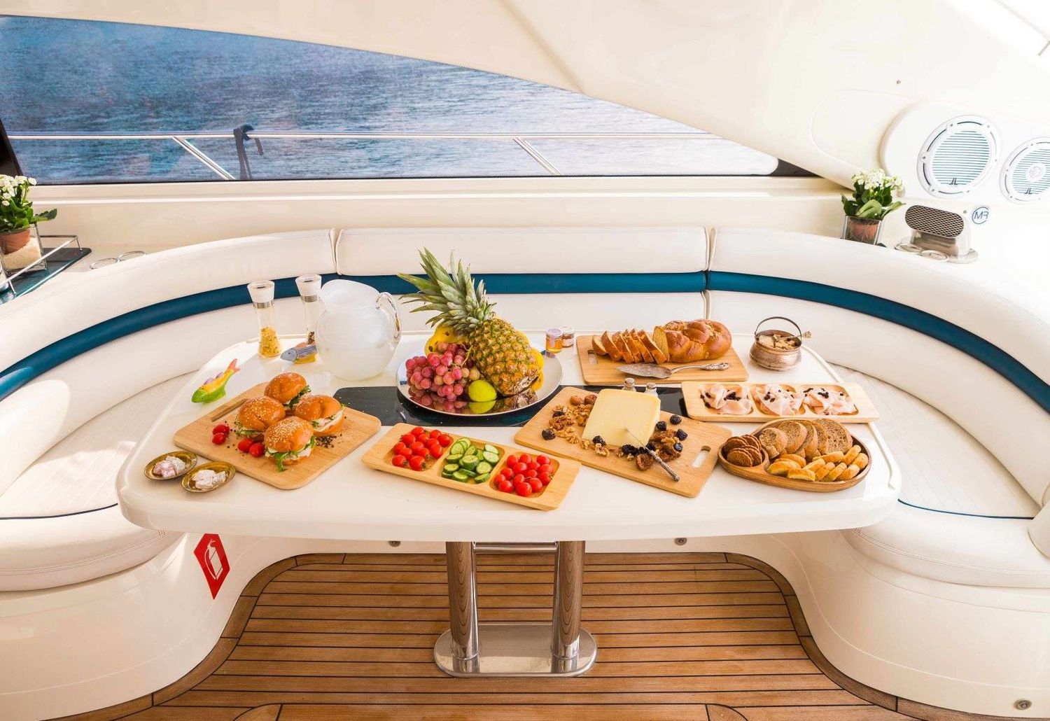 yacht-97968
