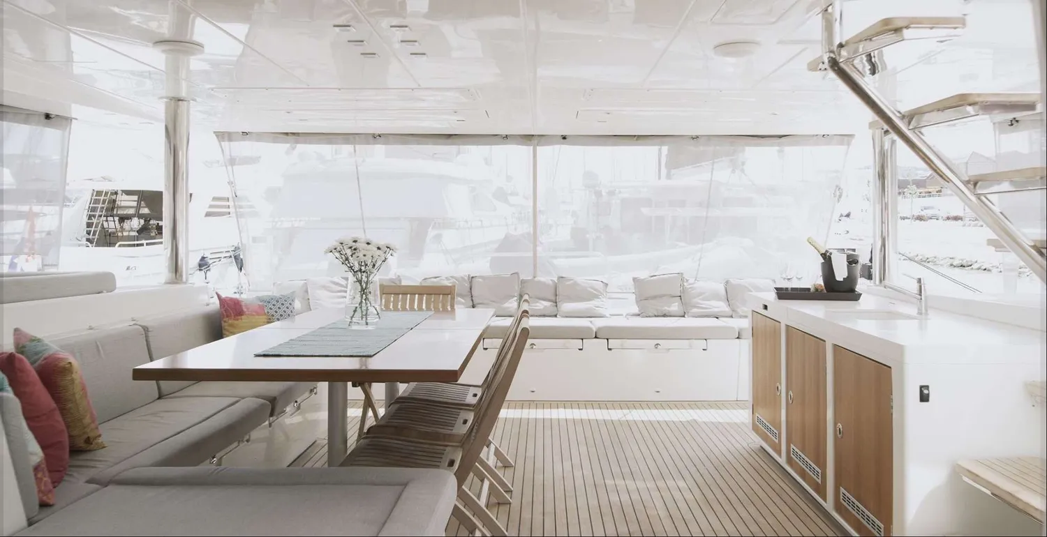 yacht-98587