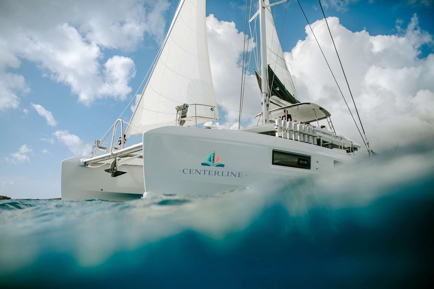 yacht-251359