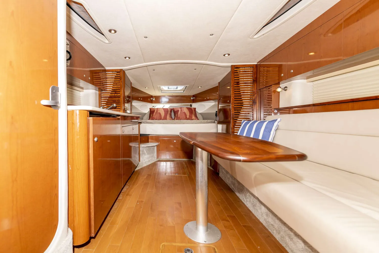 yacht-98657