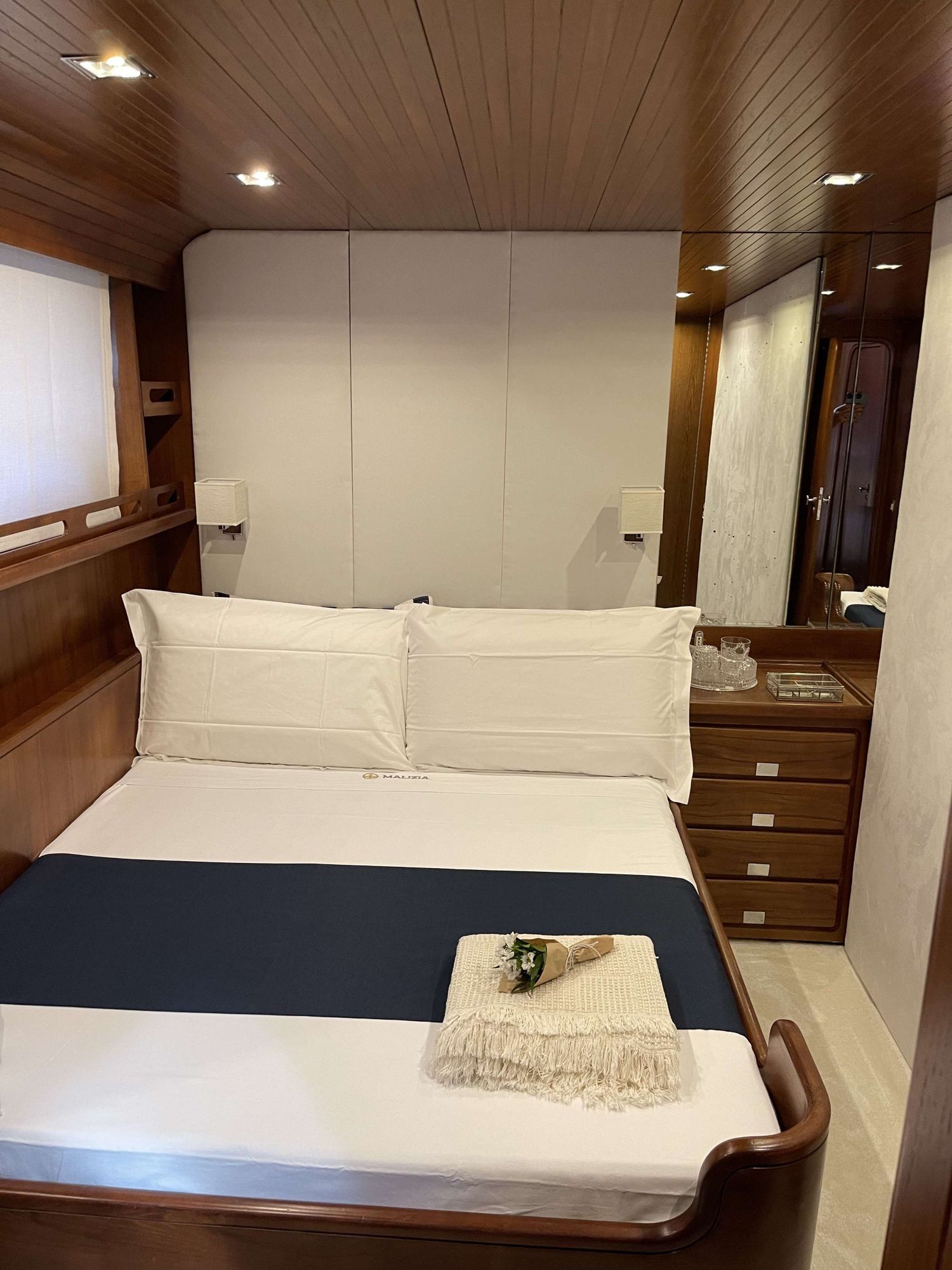 yacht-99021