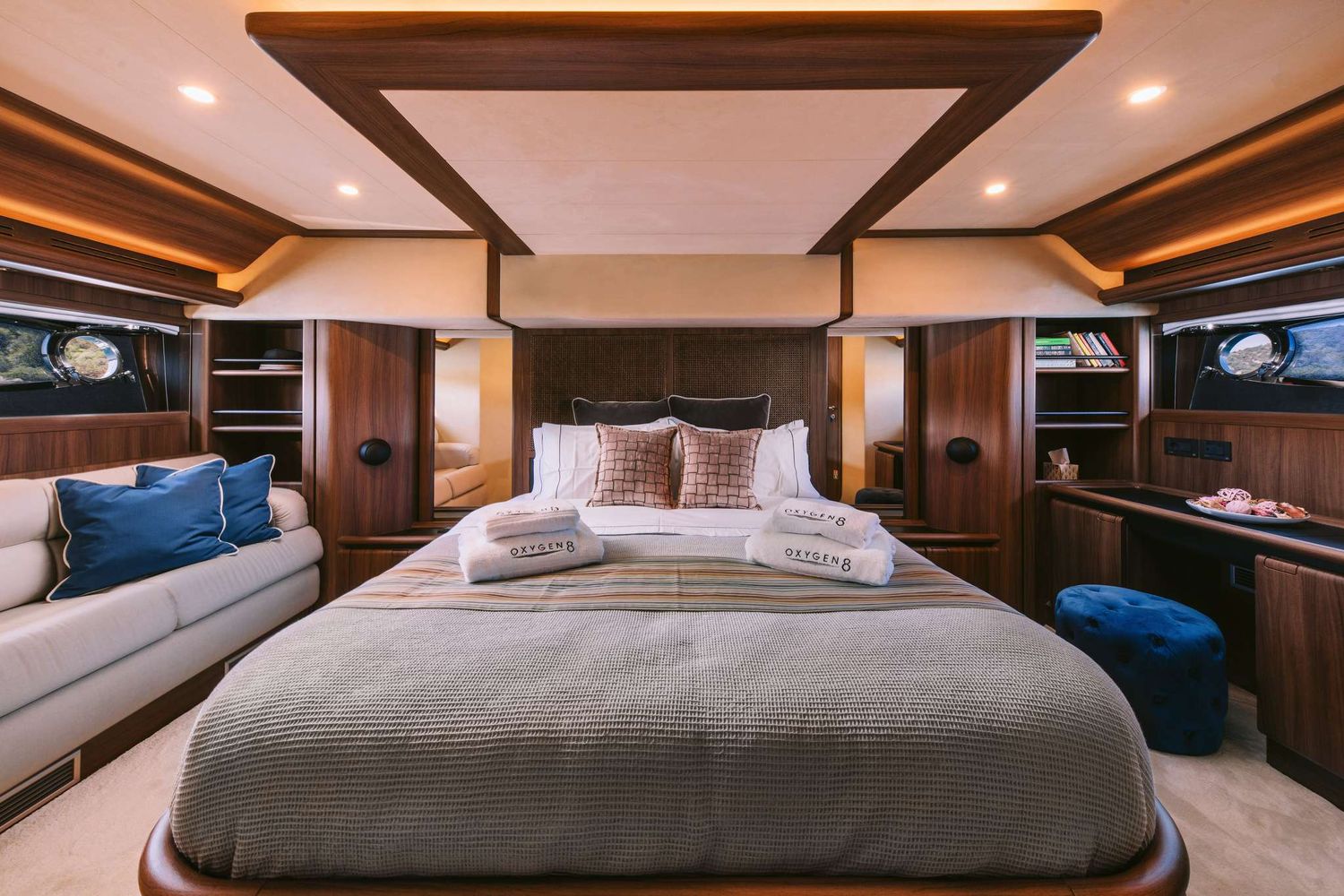 yacht-99162