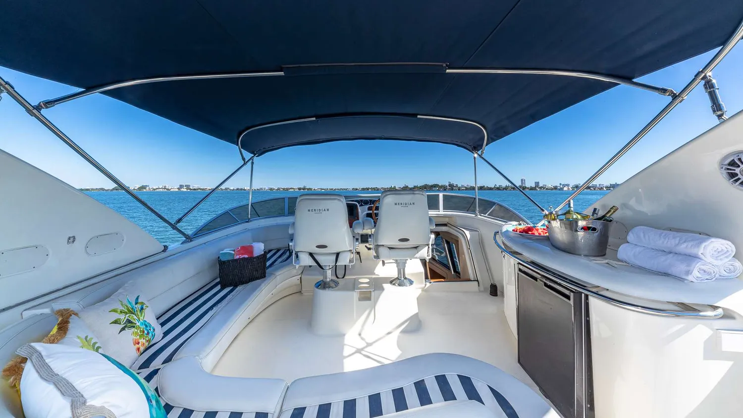yacht-100027