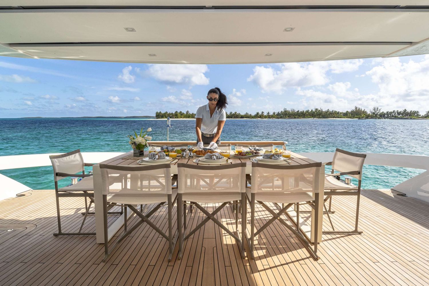 yacht-100426