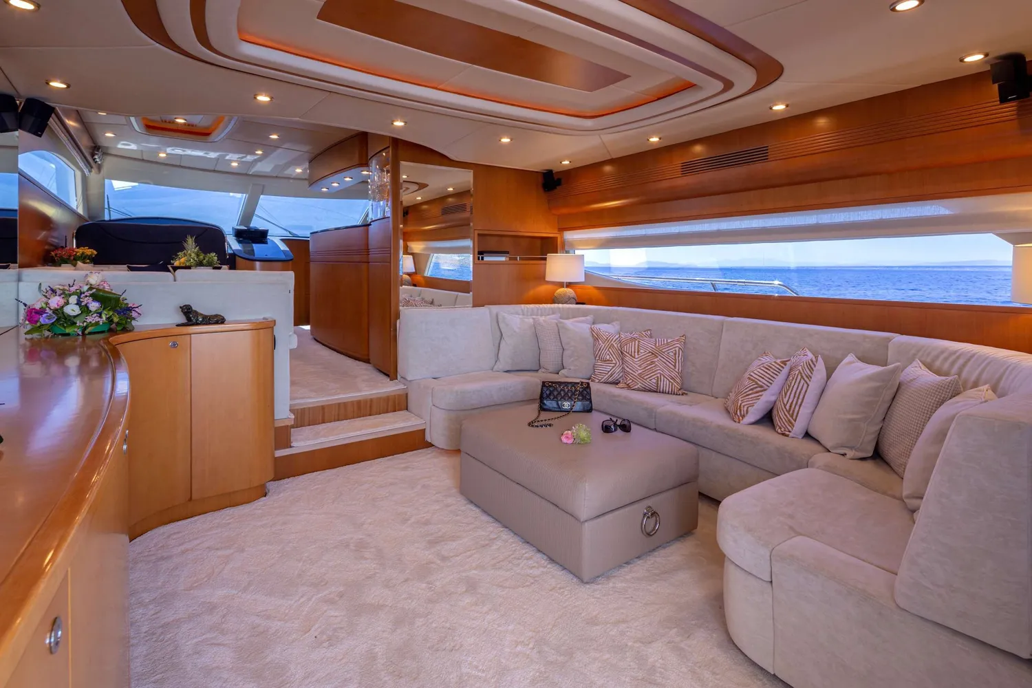 yacht-100435