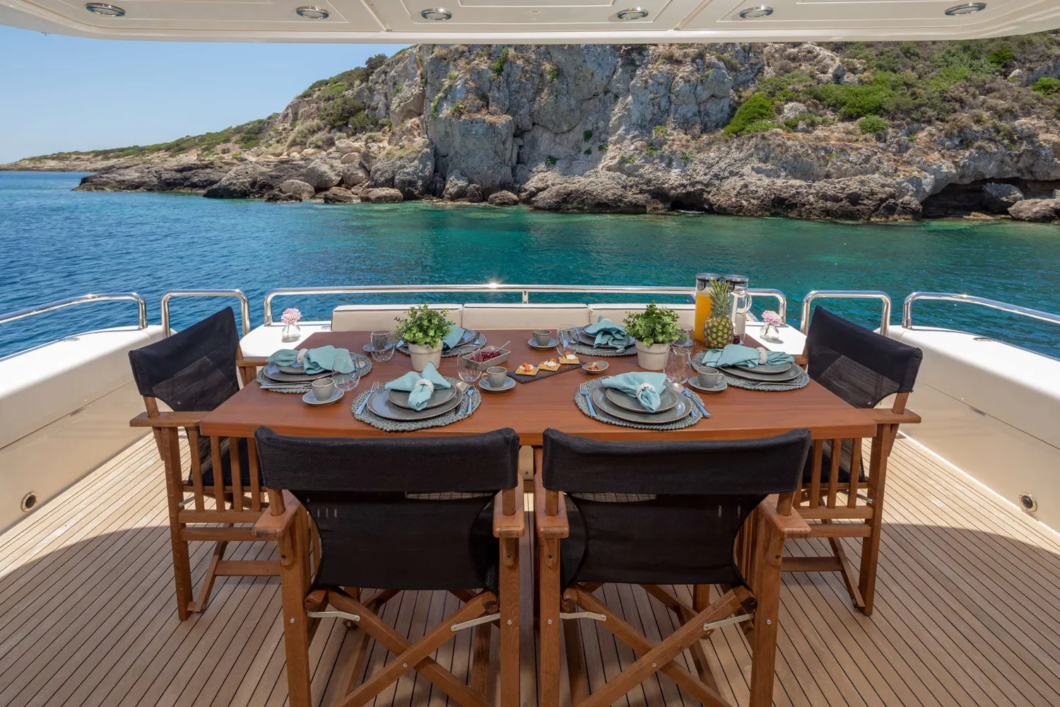 yacht-100437