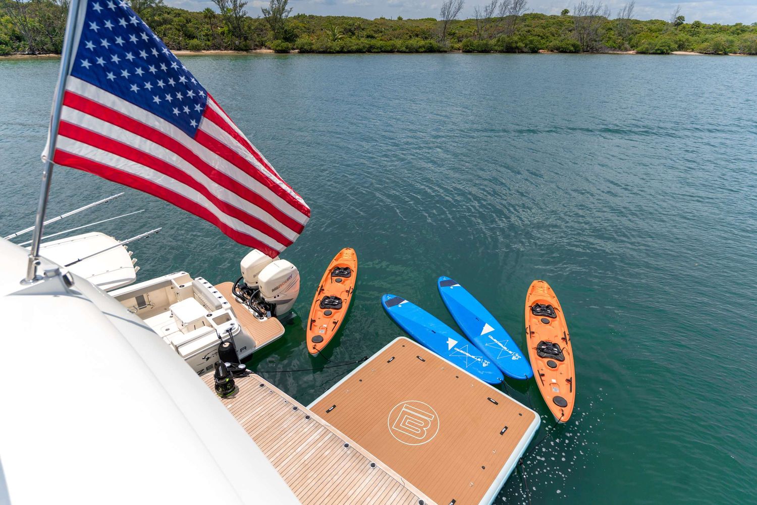 yacht-100480