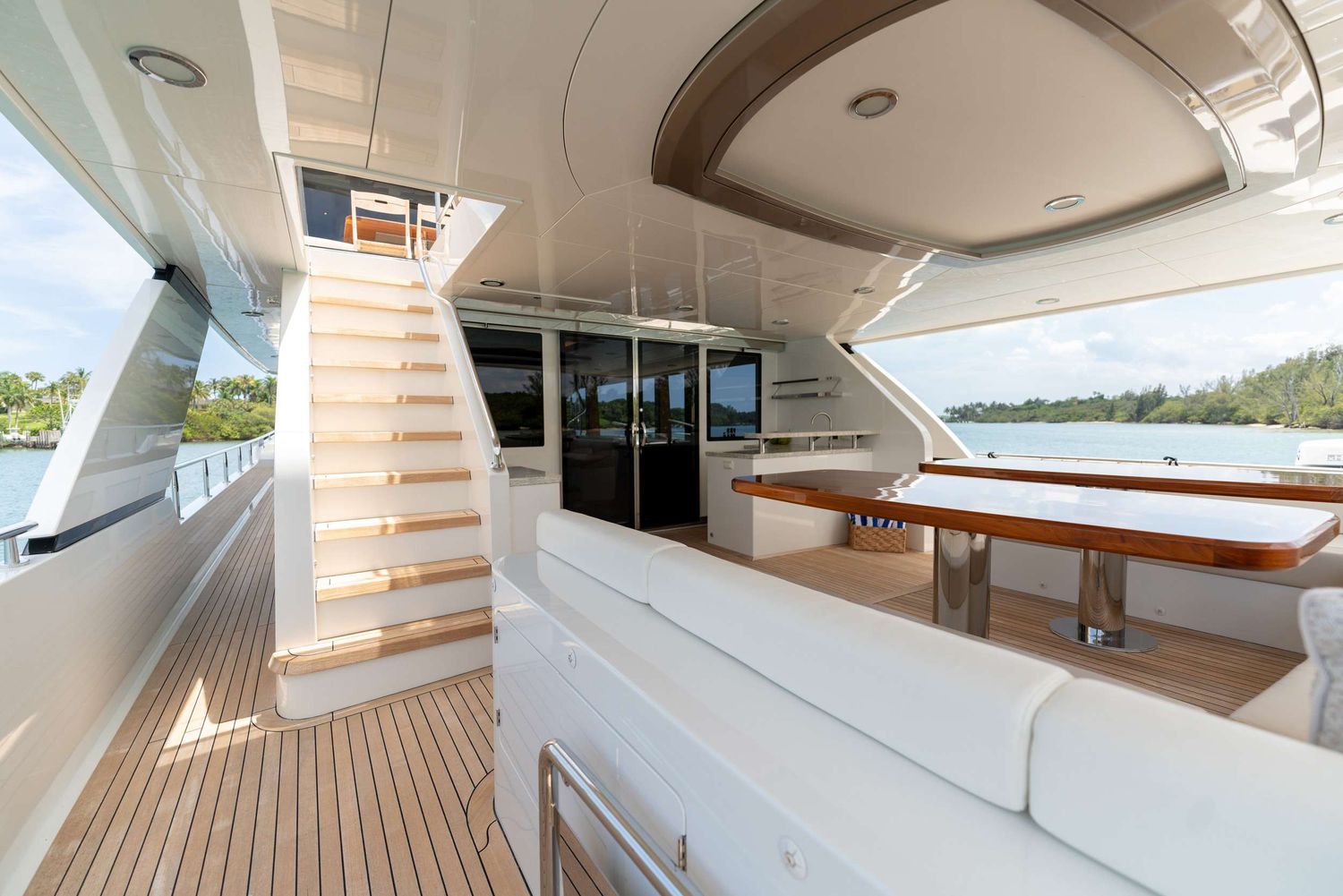 yacht-100465