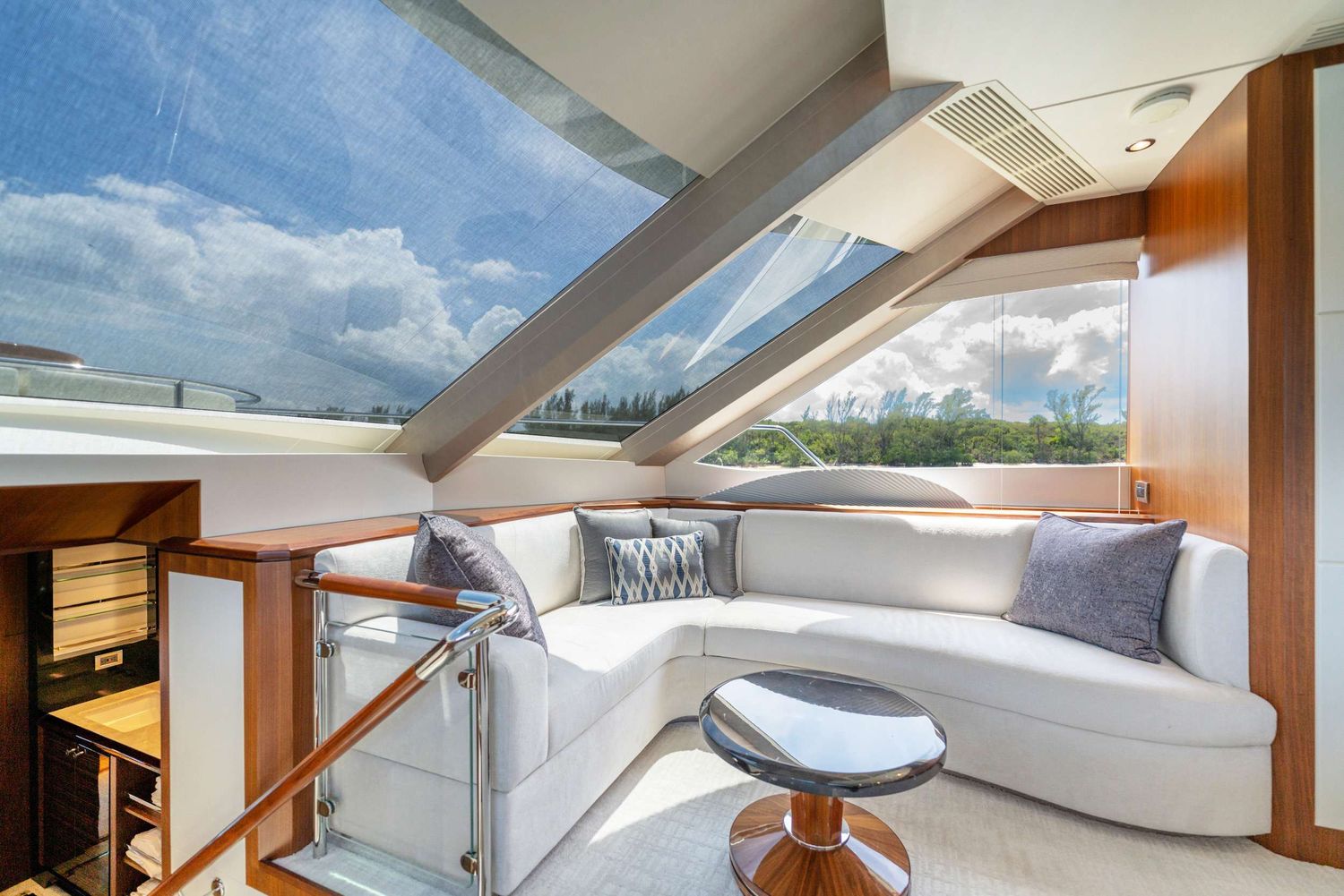 yacht-100468