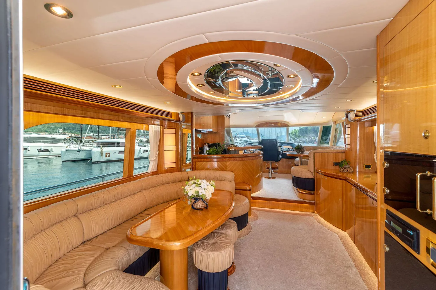 yacht-100685