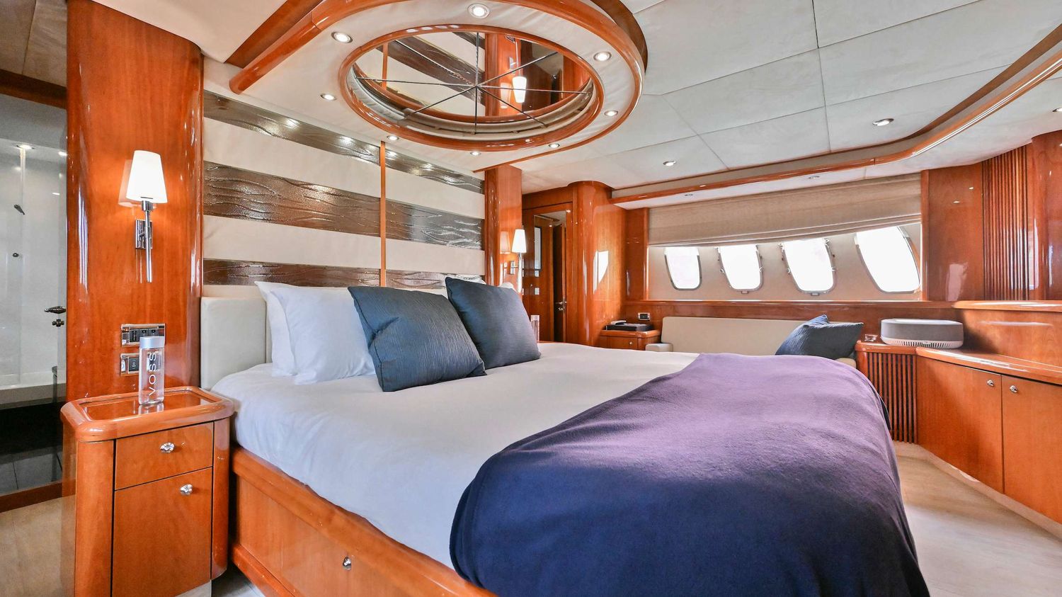 yacht-101096