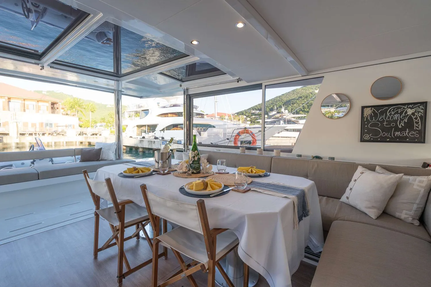 yacht-101537