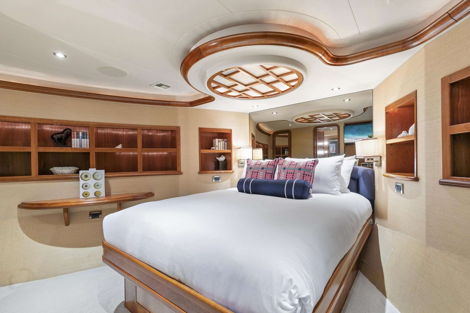 yacht-101661