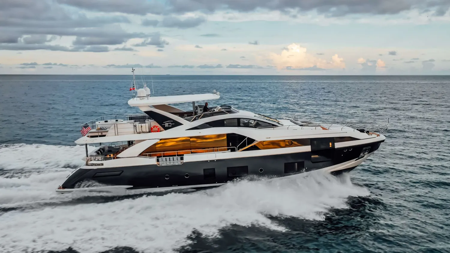 yacht-102069