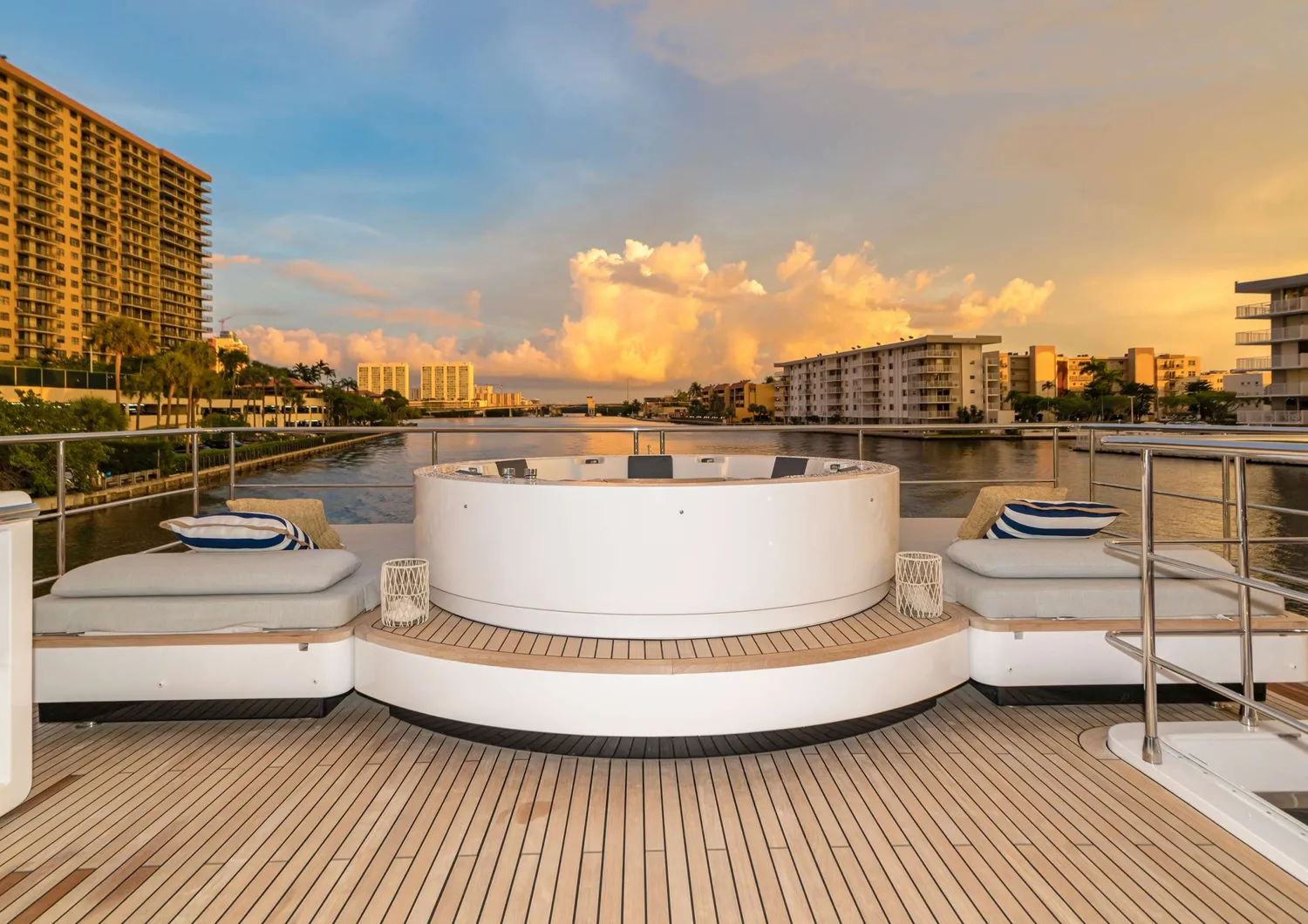 yacht-102073