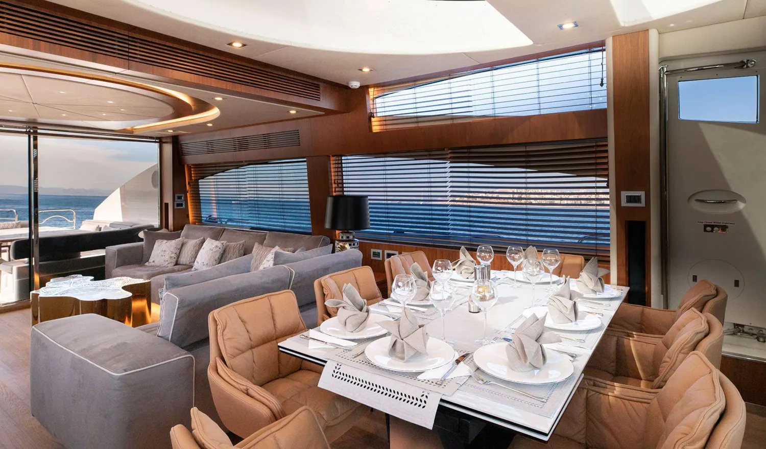 yacht-102093
