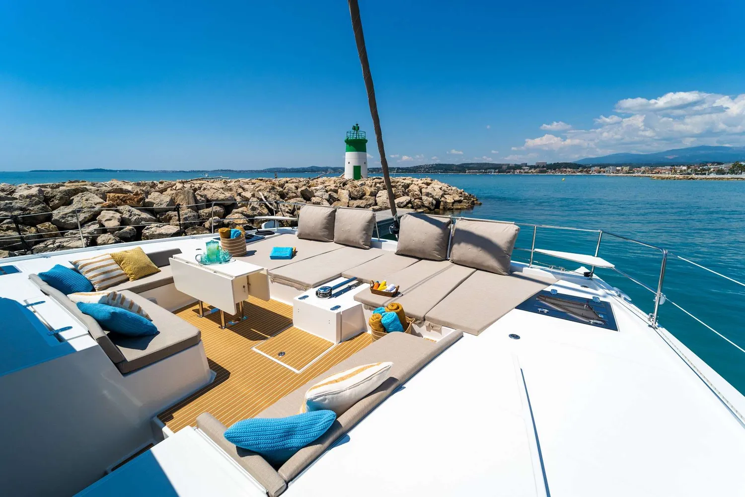 yacht-102354