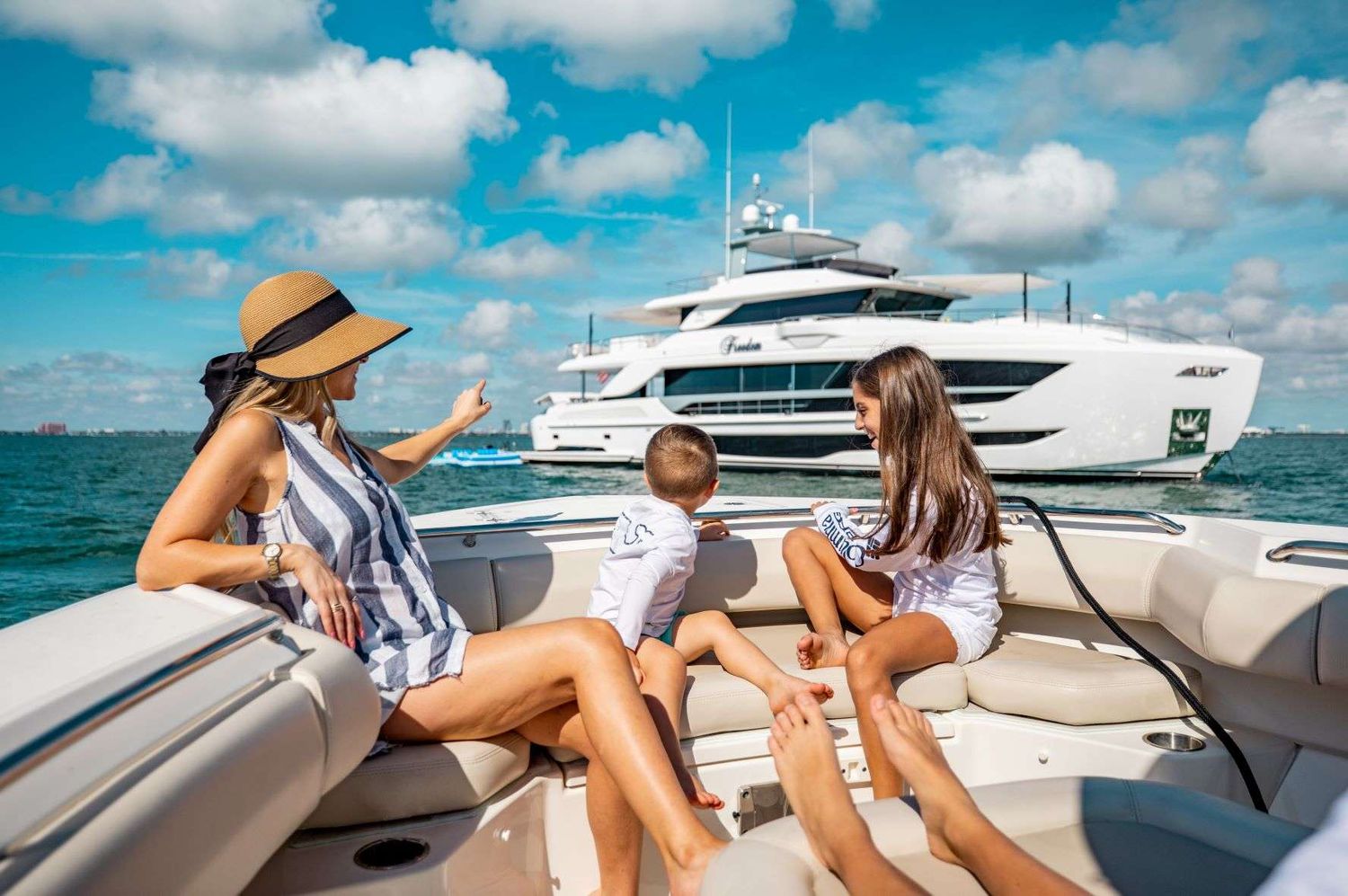 yacht-103011