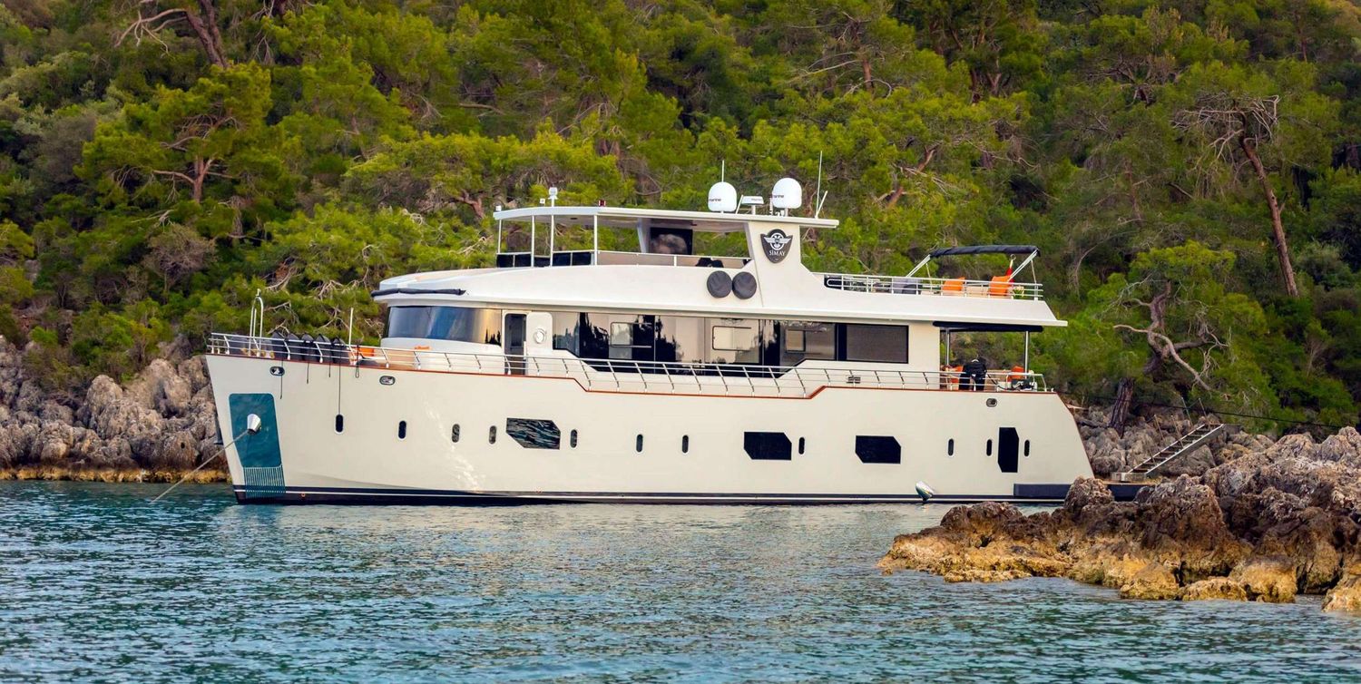 yacht-103383