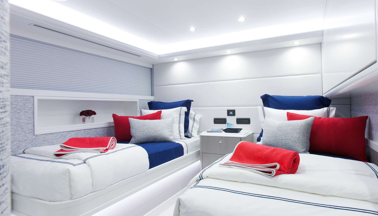 yacht-103435