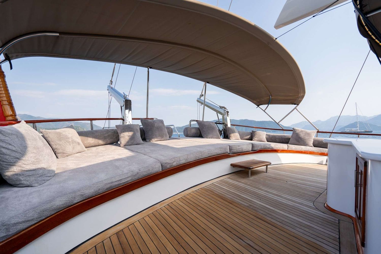 yacht-103472