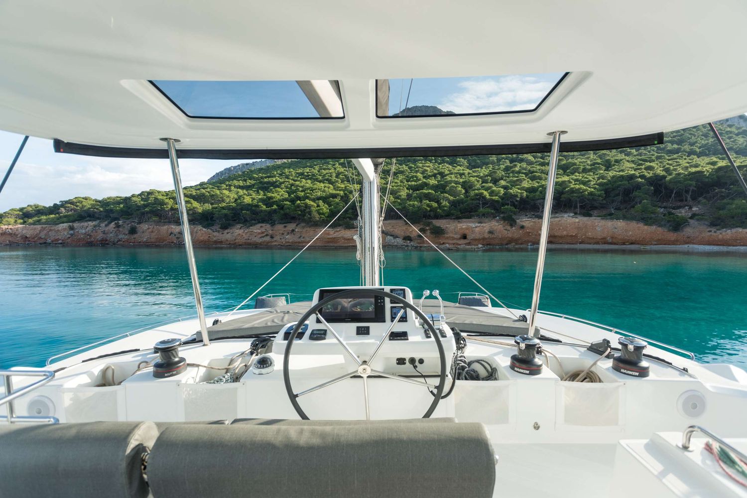 yacht-153180