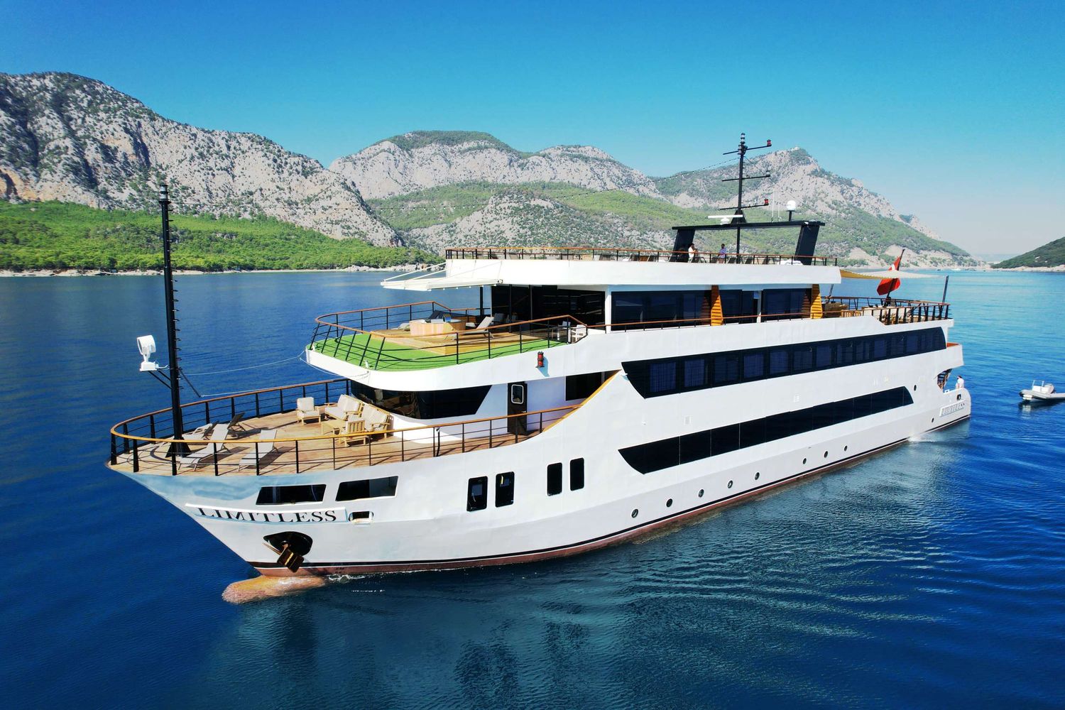 yacht-103746