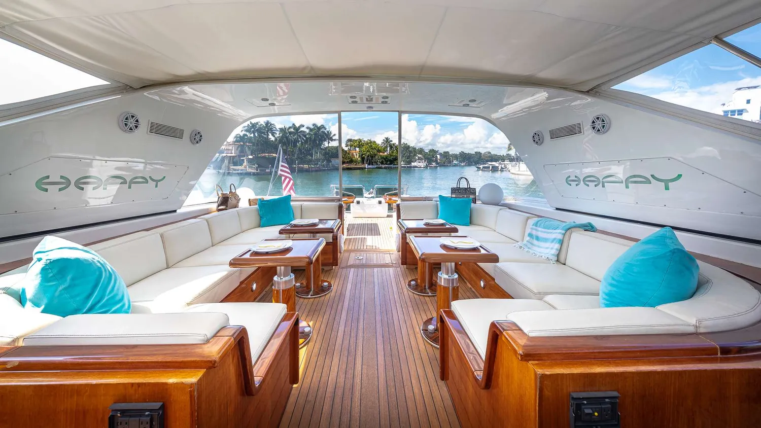 yacht-104108