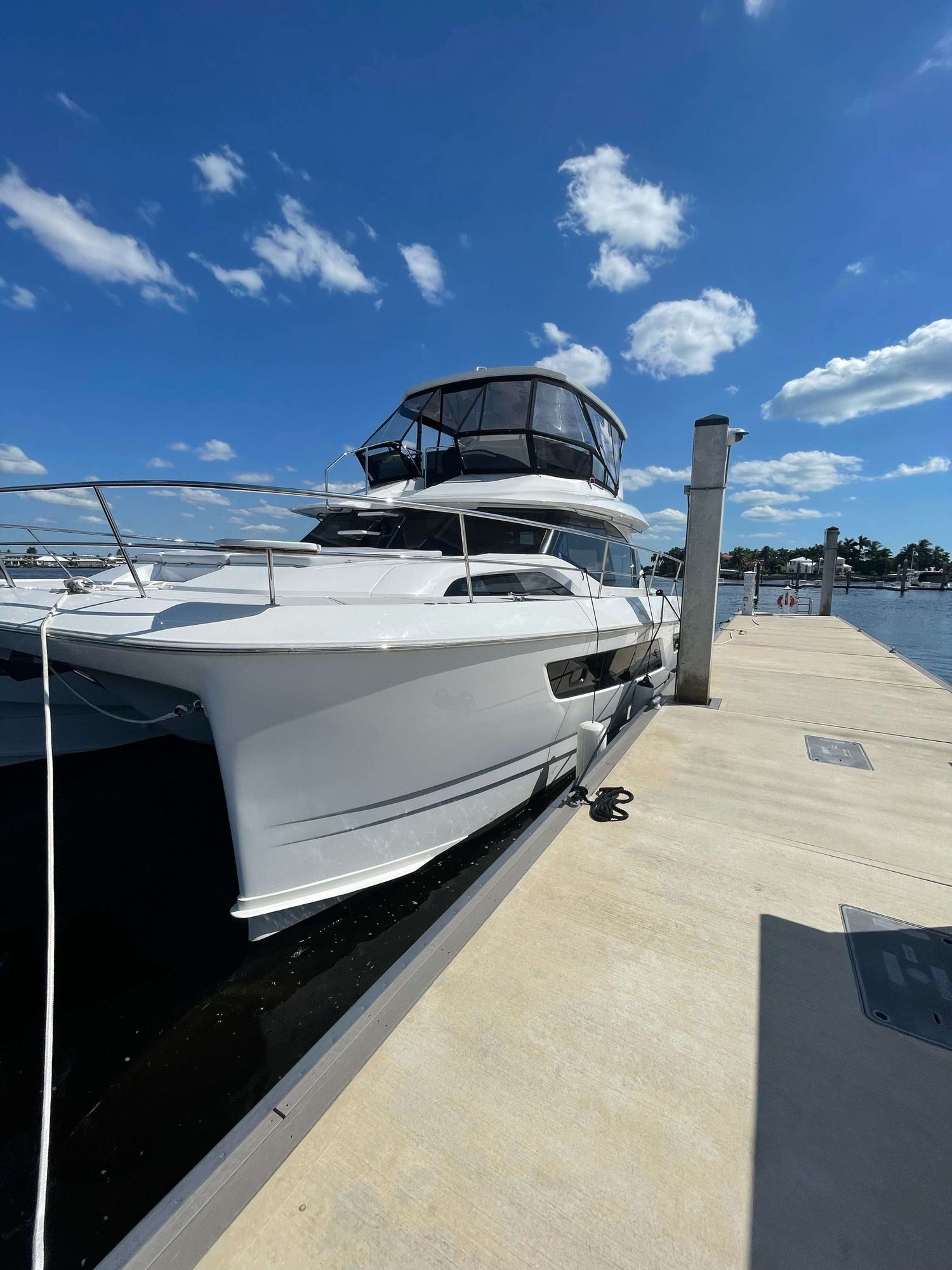 yacht-104203