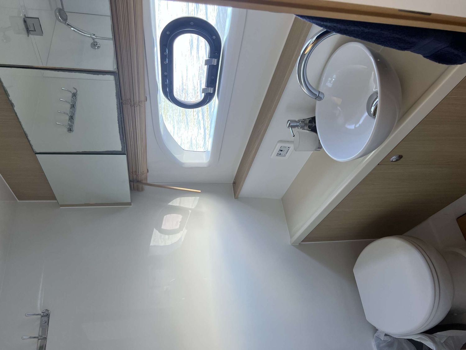 yacht-104198