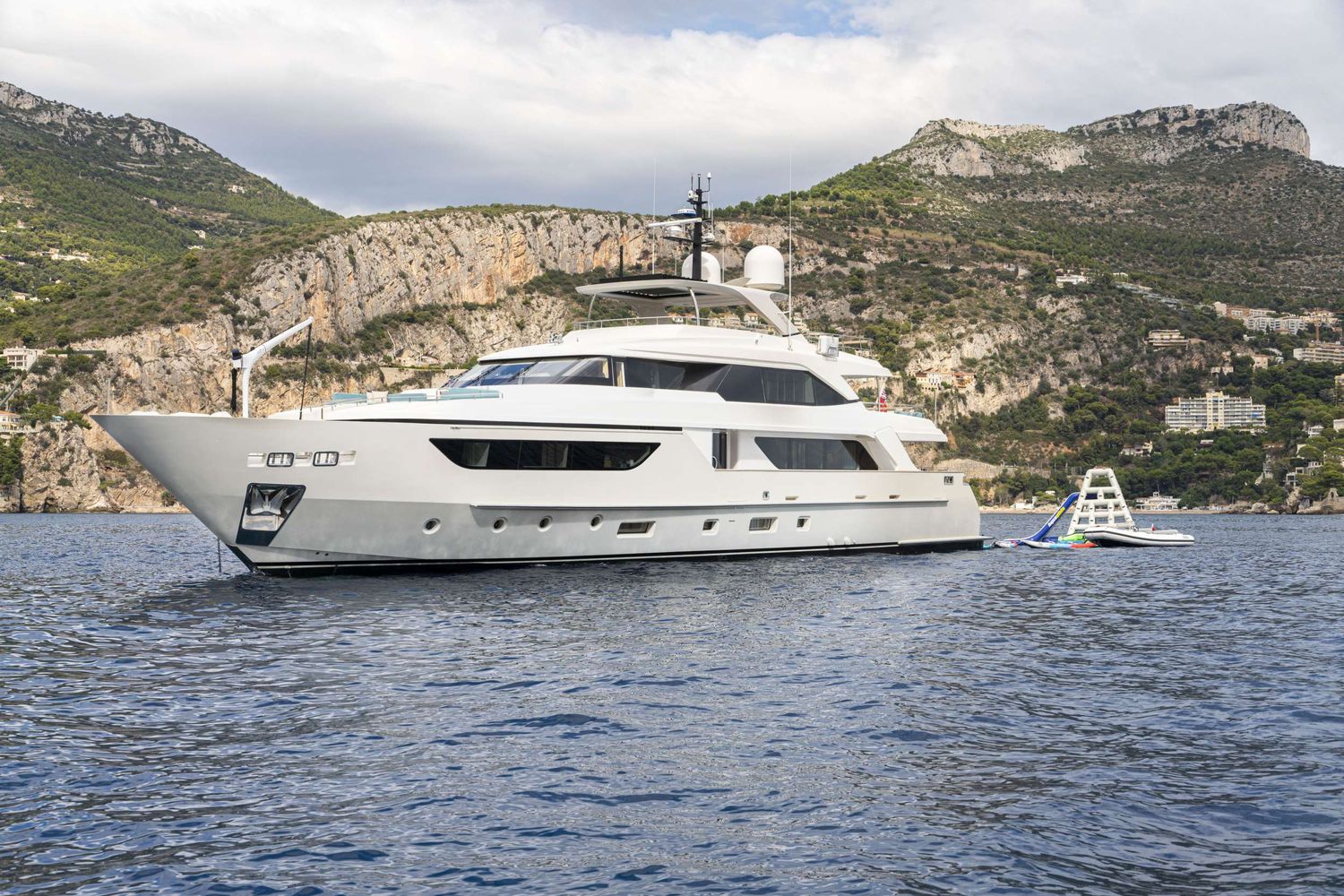 yacht-104596